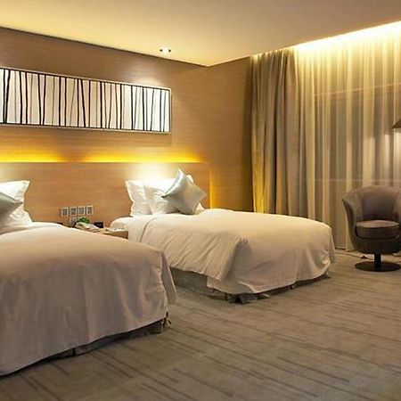 Logosun Hotel Vuhan Kültér fotó
