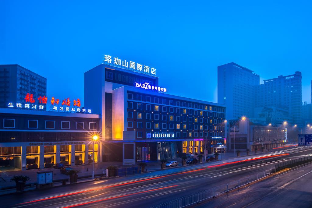 Logosun Hotel Vuhan Kültér fotó